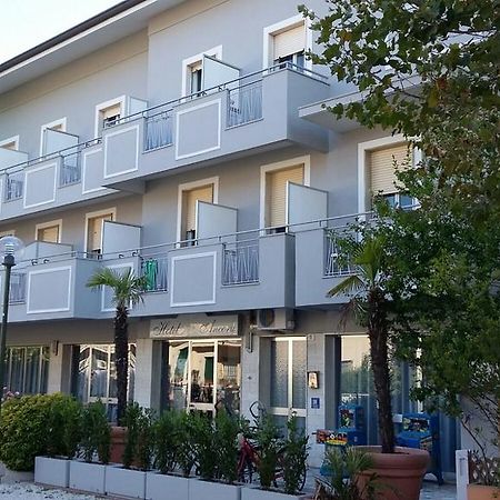 צ'סנטיקו Hotel Ancora מראה חיצוני תמונה