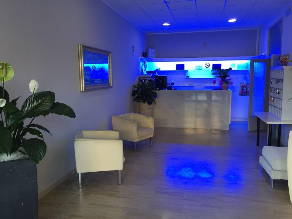 צ'סנטיקו Hotel Ancora מראה חיצוני תמונה