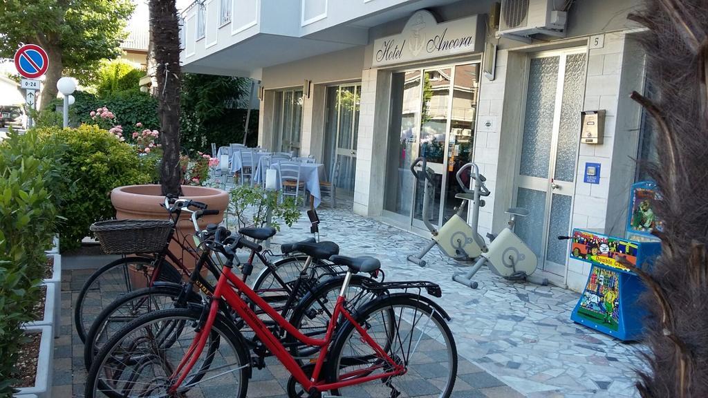 צ'סנטיקו Hotel Ancora מראה חיצוני תמונה